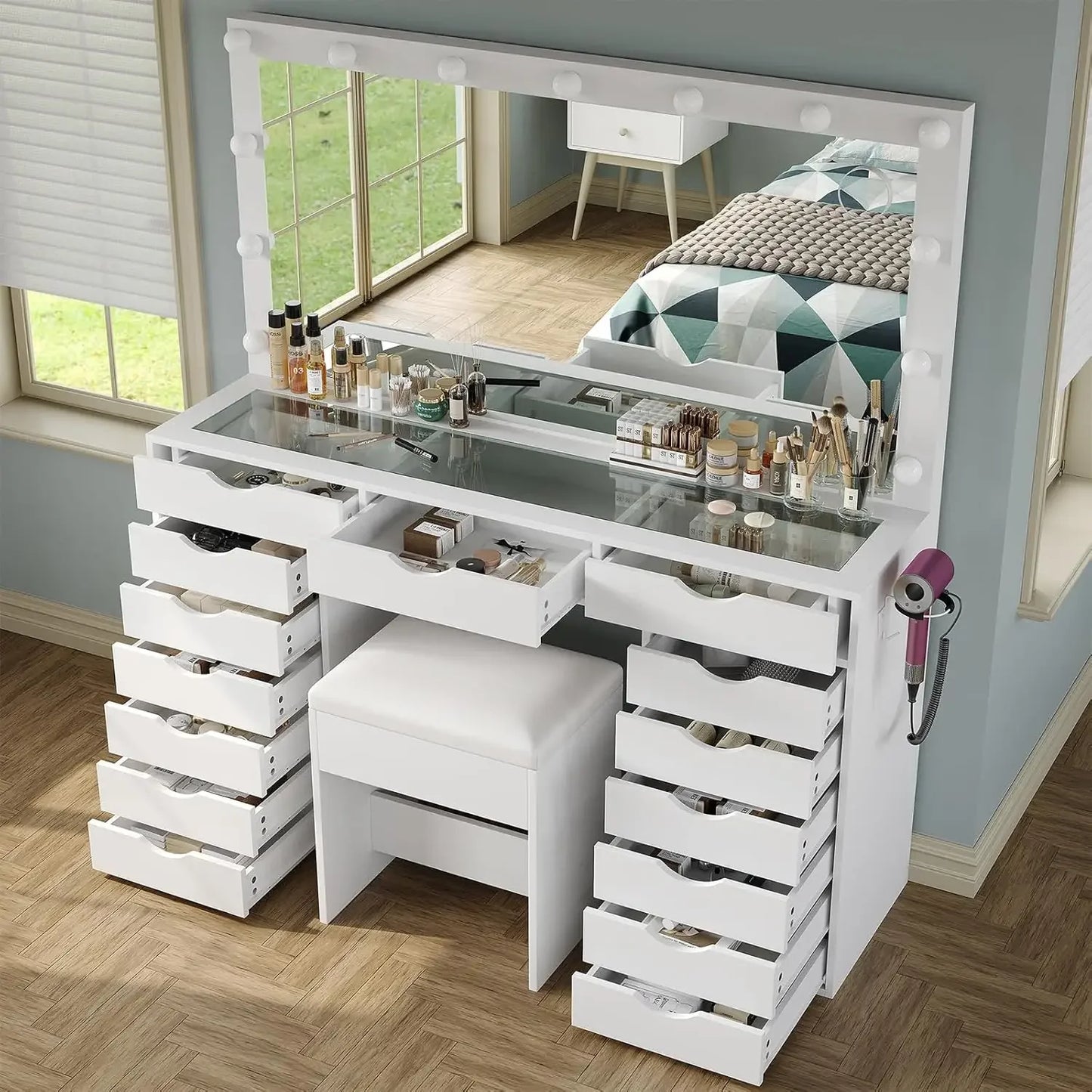 Vanity Desk With Mirror, Lights and Drawers
,