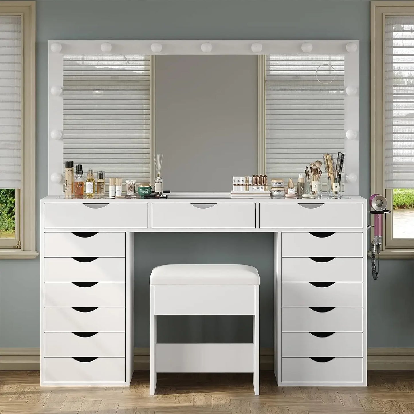 Vanity Desk With Mirror, Lights and Drawers
,